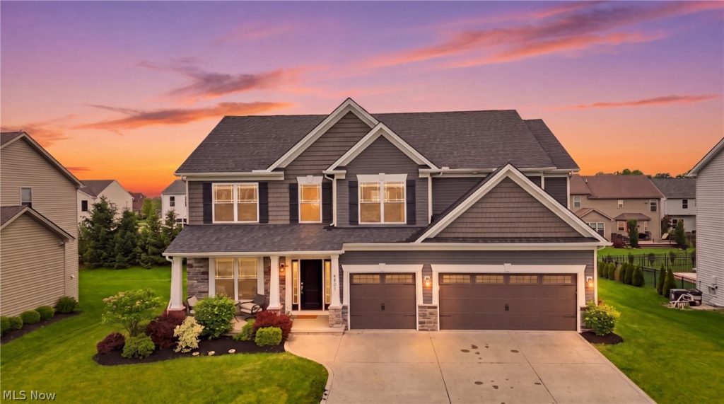 4801 Stag Thicket Lane, Brunswick, OH