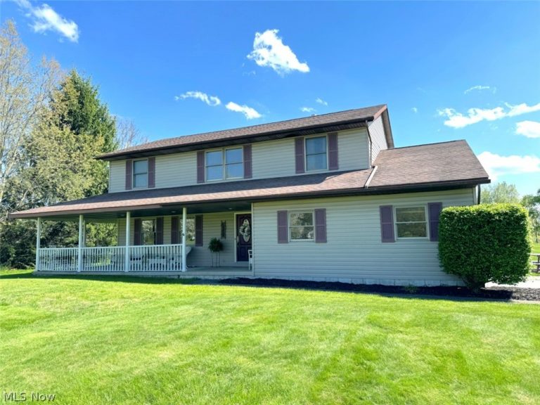 3906 Webb Road, Ravenna, OH - Photo 2