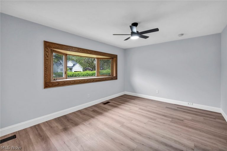 5949 Jaycox Road, North Ridgeville, OH - Photo 6
