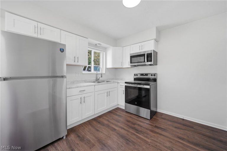504 2nd Street, Massillon, OH - Photo 8
