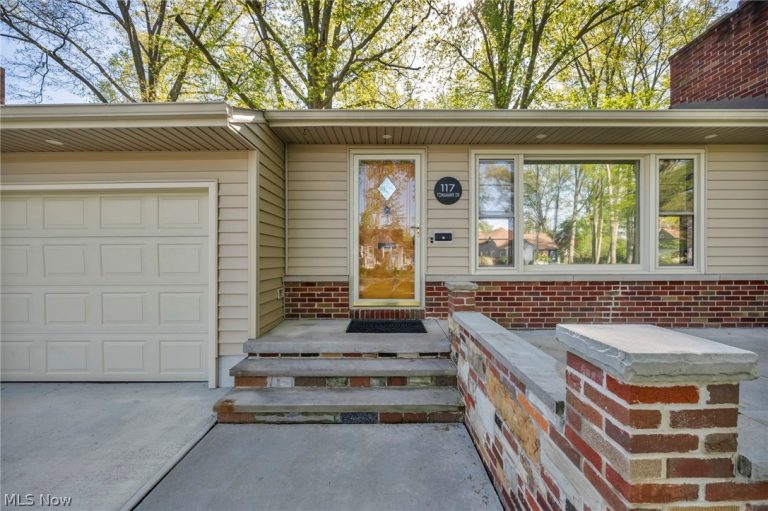117 Tomahawk Drive, Avon Lake, OH - Photo 3