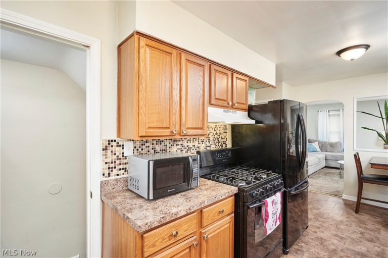 400 Ripley Avenue, Akron, OH - Photo 5