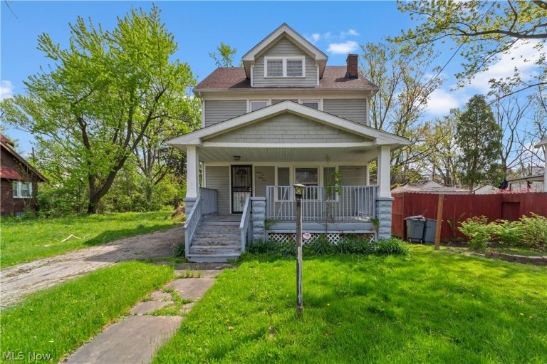4898 95th Street, Garfield Heights, OH - Photo 6
