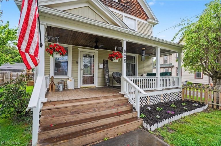 525 Lincoln Way, Lisbon, OH - Photo 2