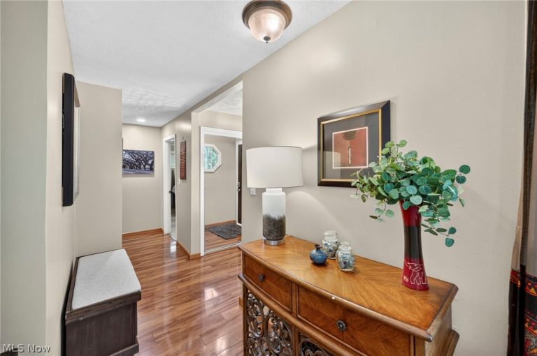 25983 Hilliard Boulevard, Westlake, OH - Photo 5
