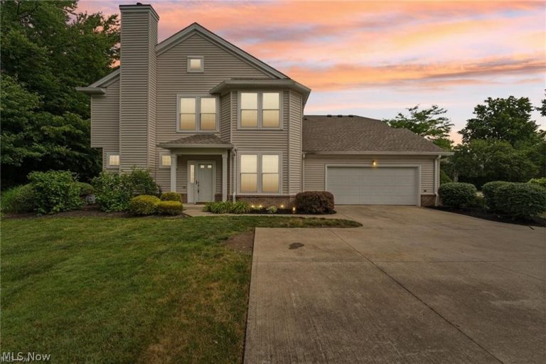 2672 Wyndgate Court #2672, Westlake, OH - Photo 4