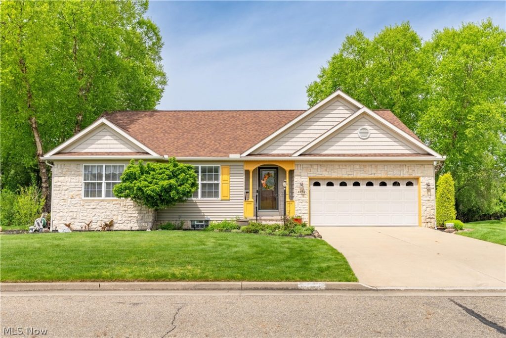 4732 Helmsworth Drive, Canton, OH