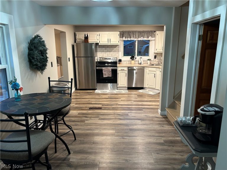 8772 Lake Shore Boulevard, Mentor, OH - Photo 4