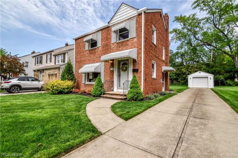 1785 Idlehurst Drive, Euclid, OH - Photo 2