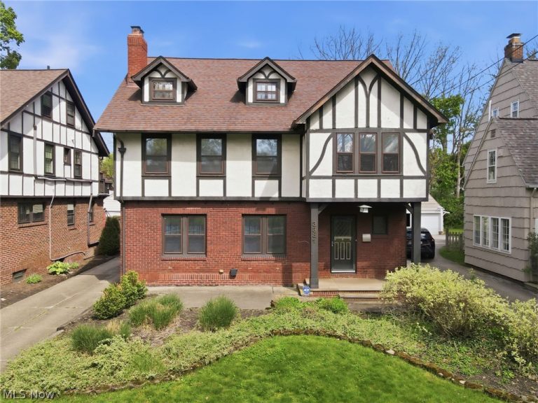 3331 Kenmore Road, Shaker Heights, OH - Photo 2