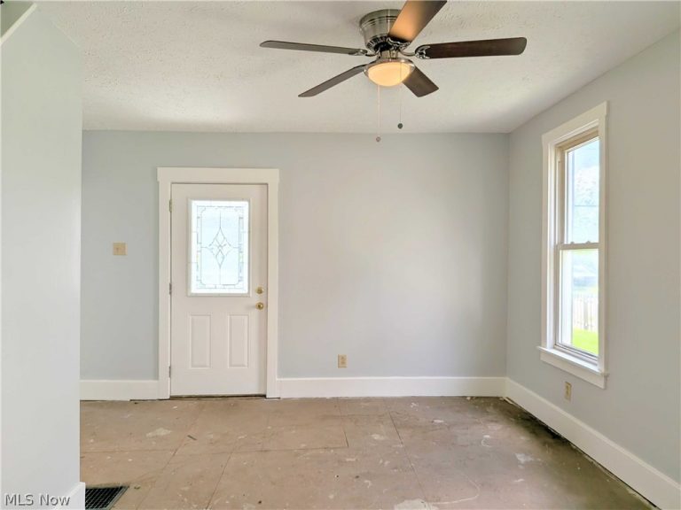 226 Smith Avenue, Canton, OH - Photo 8