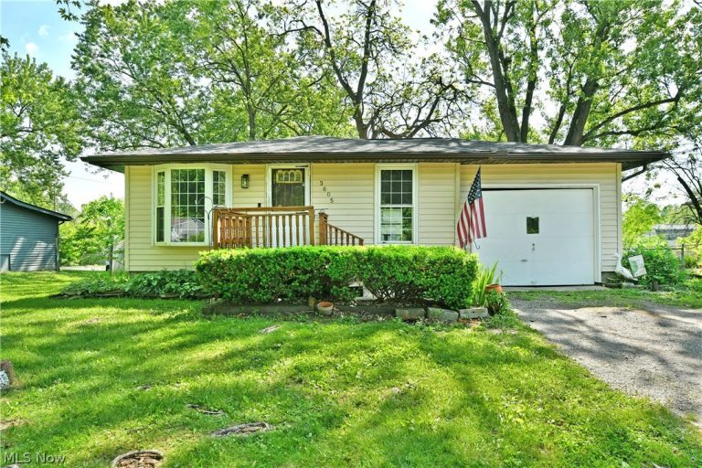 3605 Boston Avenue, Warren, OH, 44484