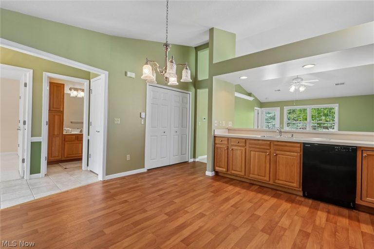 2111 Lakefield Drive, Huron, OH - Photo 6