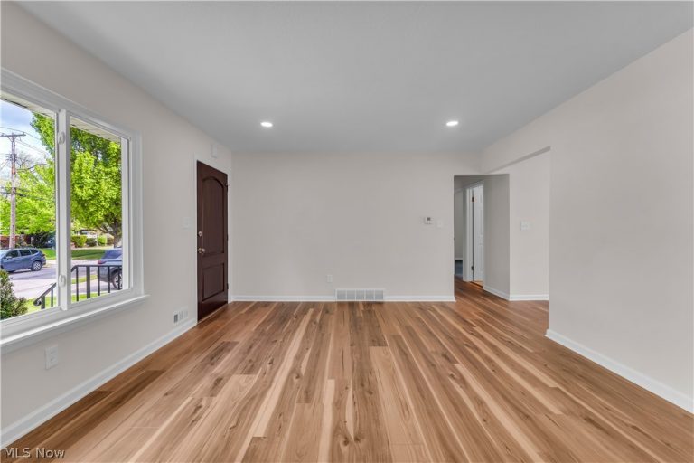 4171 Plymouth Road, Old Brooklyn, OH - Photo 8