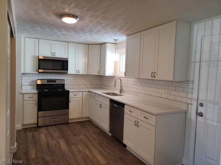 1485 Pike Parkway, Streetsboro, OH - Photo 6