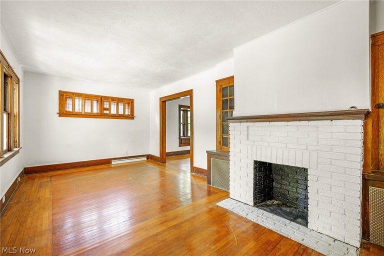 1390 Curtis Street, Akron, OH - Photo 4