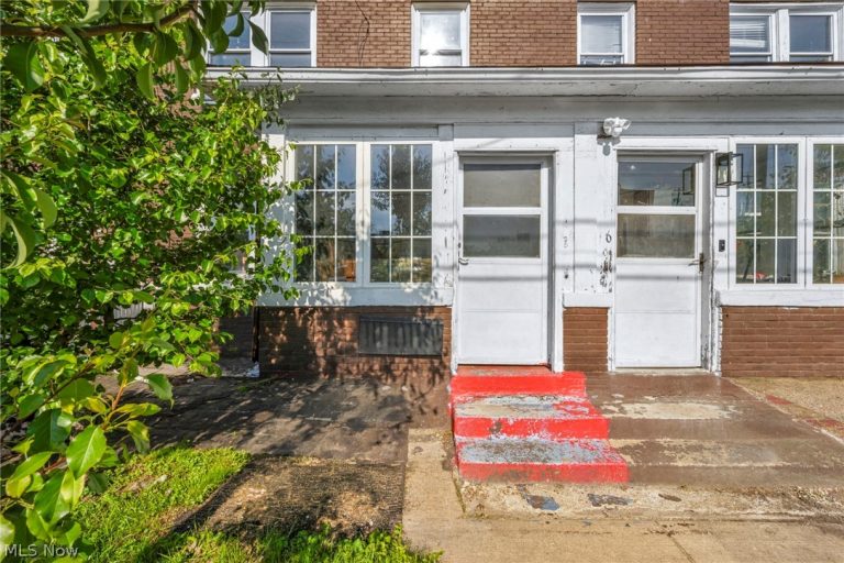 8 Anaconda Road, Akron, OH - Photo 5