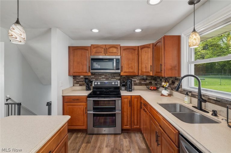 1264 Columbus Circle N, Ashland, OH - Photo 8