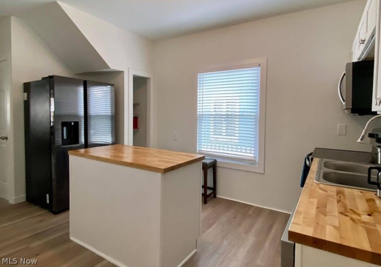3909 Memphis Avenue, Cleveland, OH - Photo 5