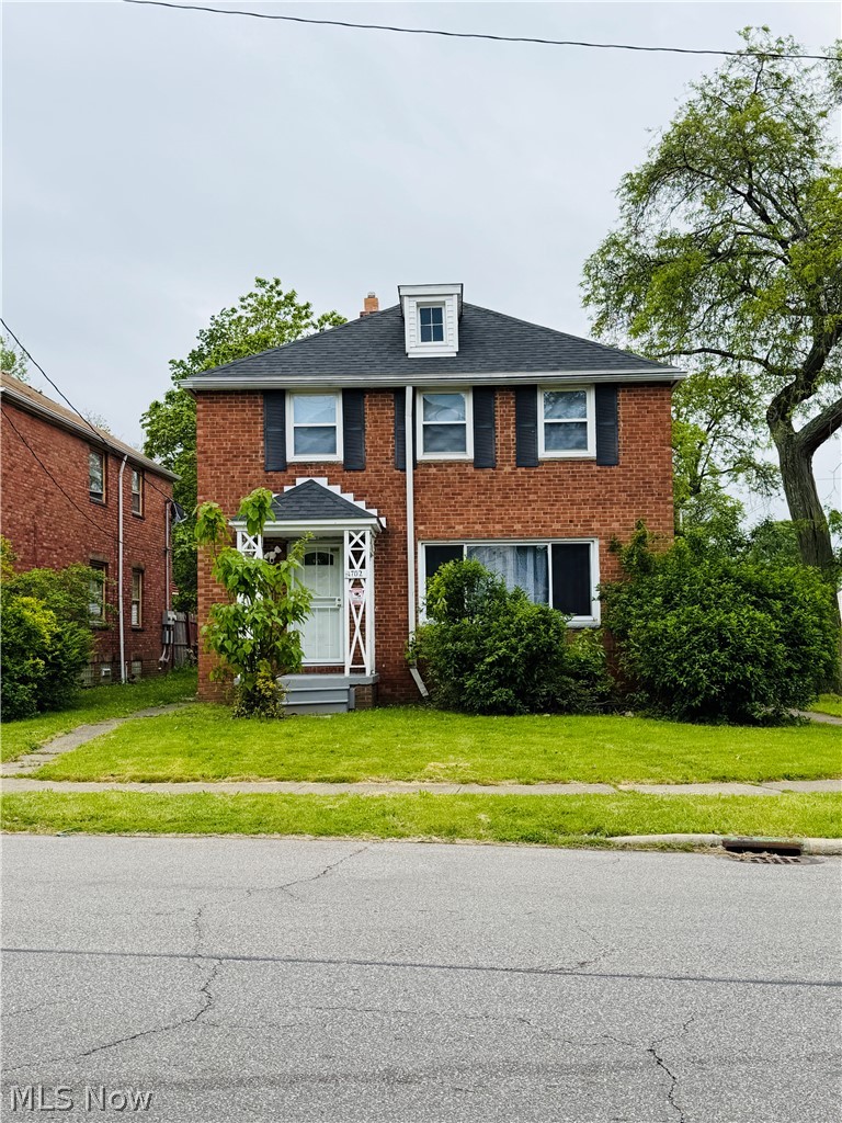 14702 Milverton Road, Cleveland, OH, 44120