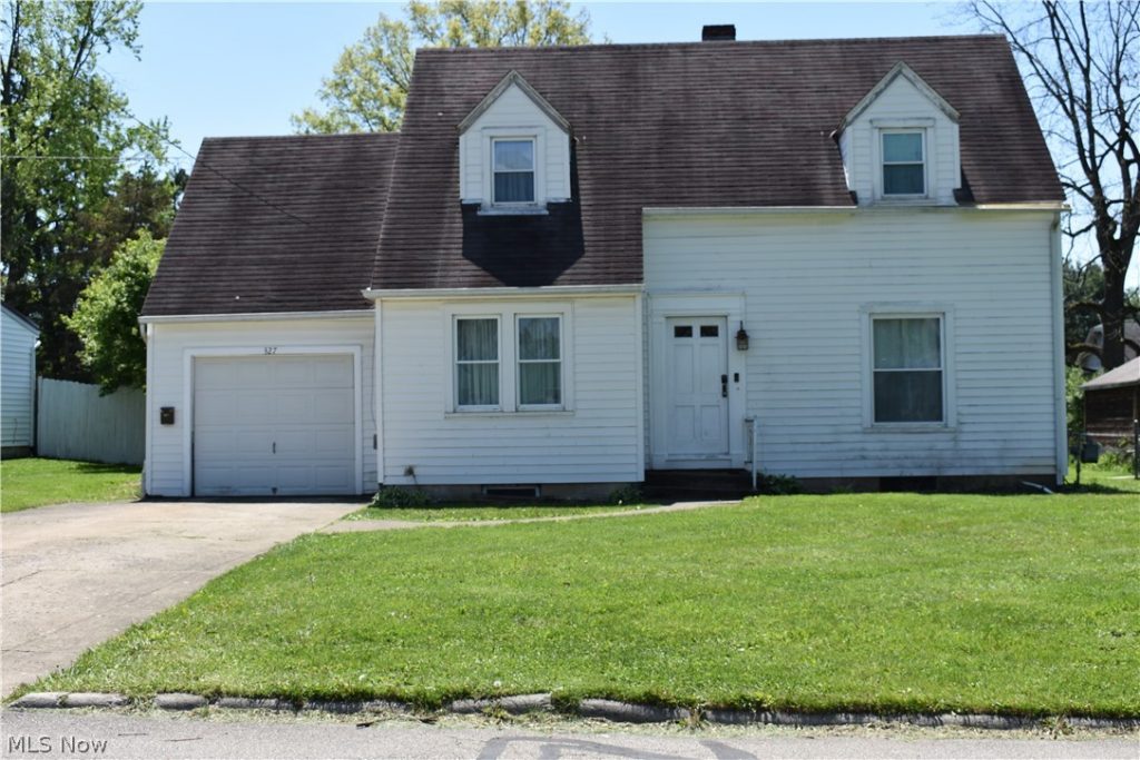 327 Hetrick Drive, Galion, OH