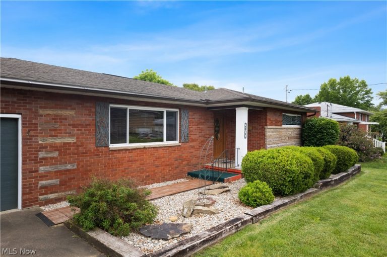 3400 Foley Drive, Parkersburg, WV - Photo 3