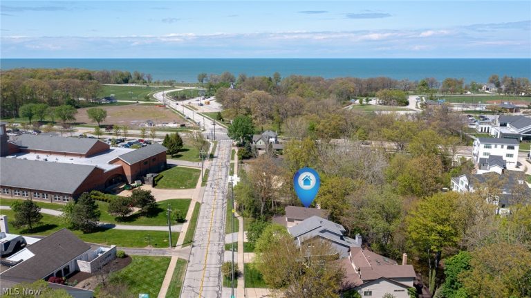 495 Cahoon Road, Bay Village, OH - Photo 6