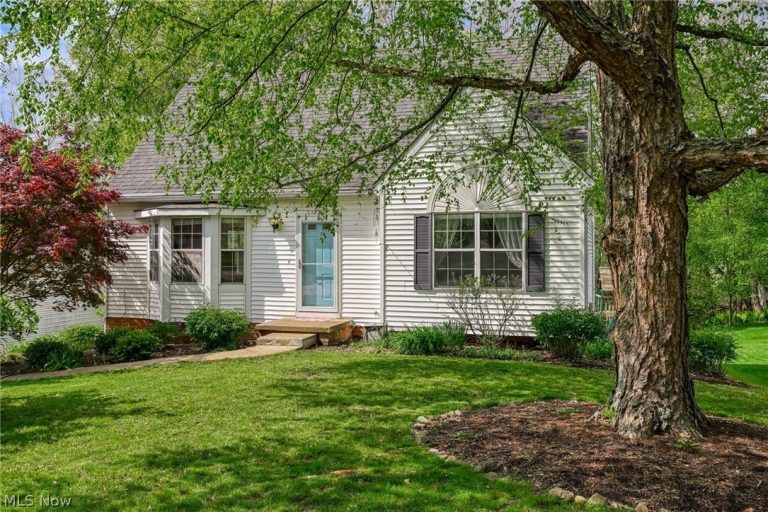 1722 Idlewood Drive, Twinsburg, OH - Photo 3