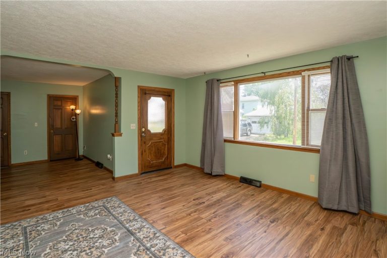 215 8th Street, Massillon, OH - Photo 5