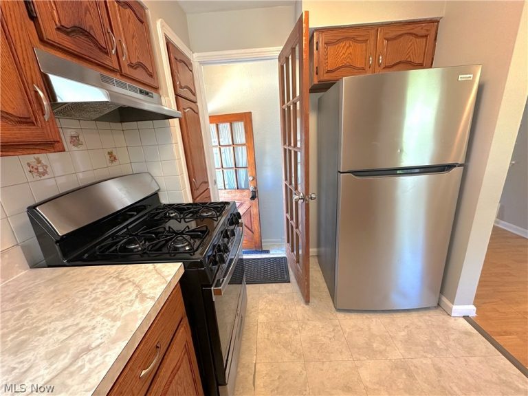 20120 Wilmore Avenue, Euclid, OH - Photo 4