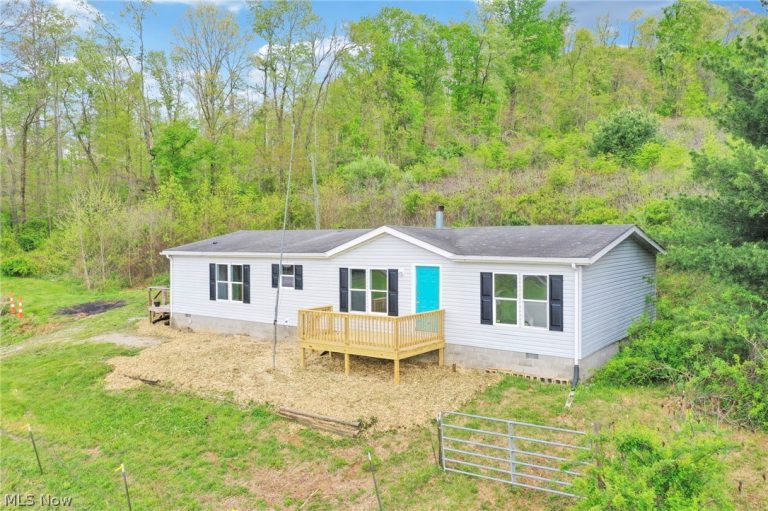 12186 State Route 155, Corning, OH, 43730