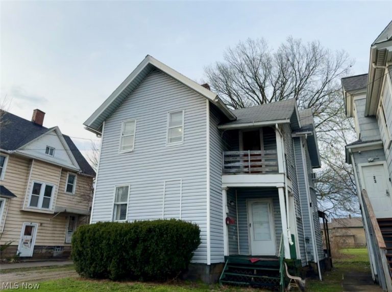 543 Buchtel Avenue, Akron, OH - Photo 3