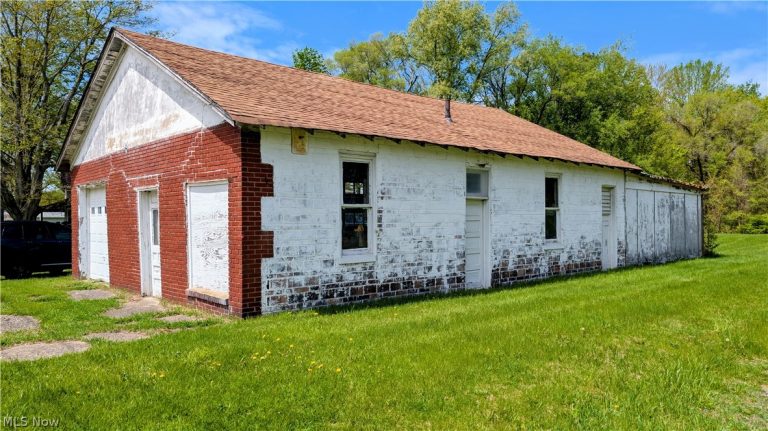 406 Main Road, Conneaut, OH - Photo 4