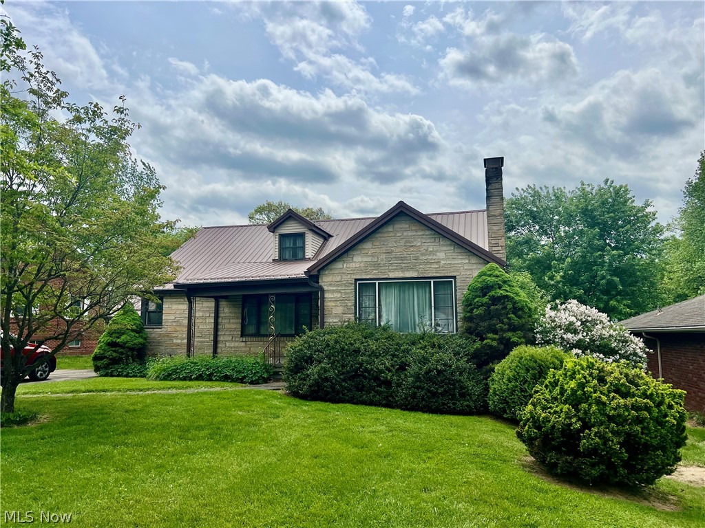 528 Harding Road, Zanesville, OH