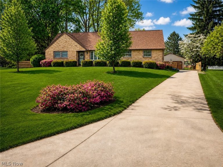 5960 Lasater Drive, Canton, OH - Photo 2