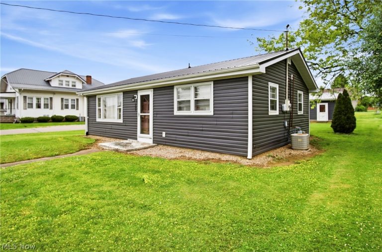 289 Elm Street, Duncan Falls, OH - Photo 3
