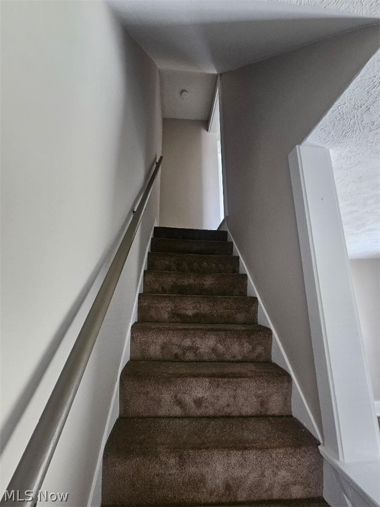 1937 Willard Avenue, Warren, OH - Photo 8