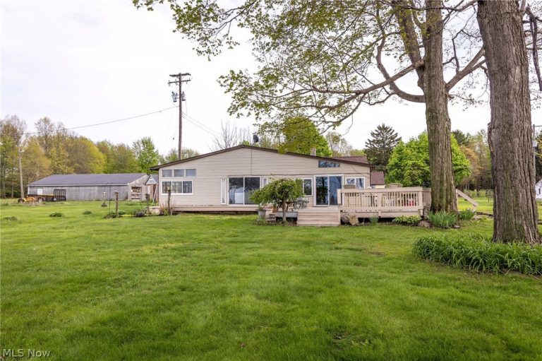 5467 Chapel Road, Madison, OH - Photo 2