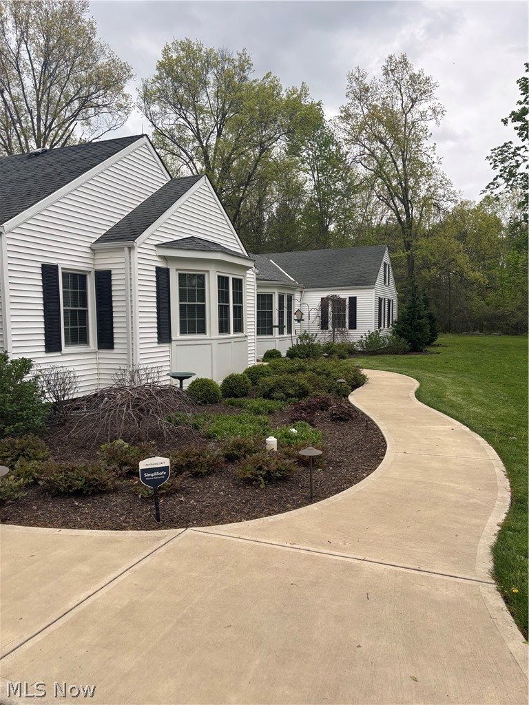 7050 Wilson Mills Road, Chesterland, OH - Photo 3