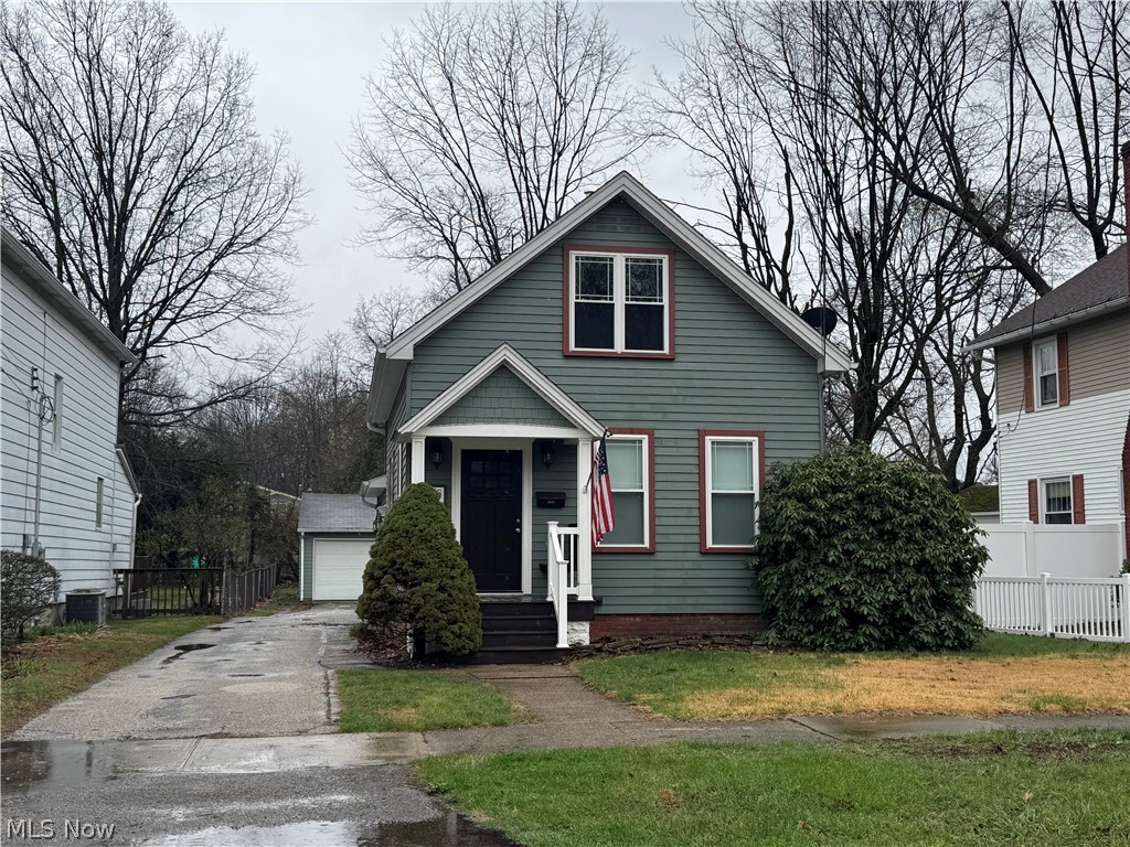 8506 Nowlen Street, Mentor, OH