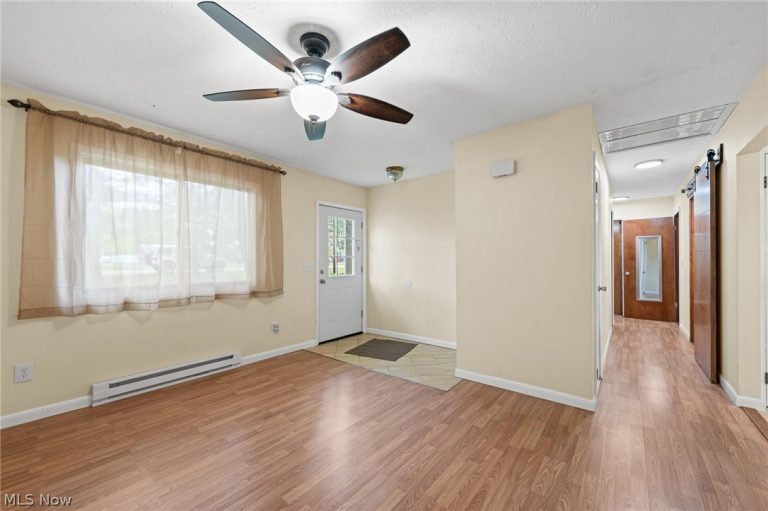 12360 Cowley Road, Columbia Station, OH - Photo 4