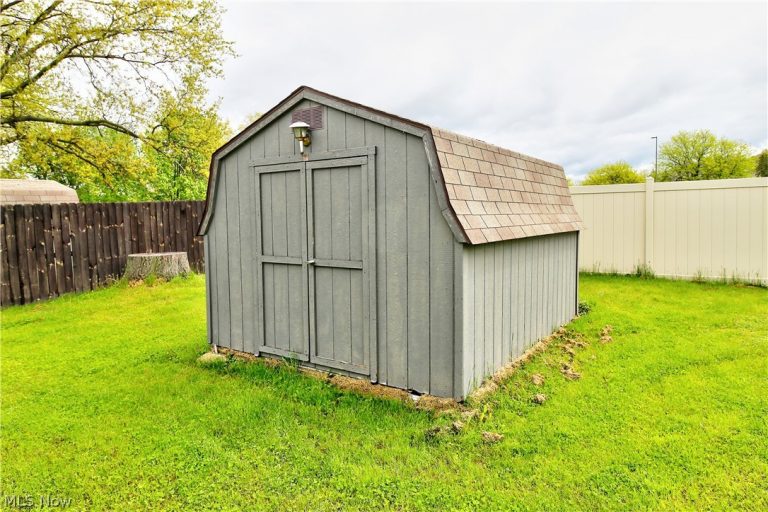 1177 Mulberry Run, Mineral Ridge, OH - Photo 4