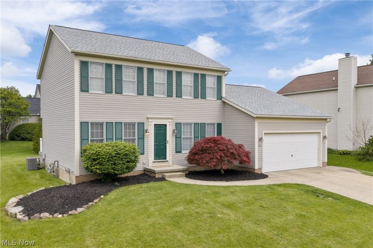 668 Oakcrest Drive, Wadsworth, OH, 44281