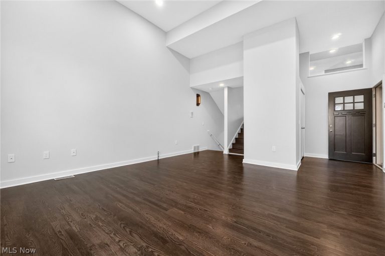 2282 5th Street, Cleveland, OH - Photo 4