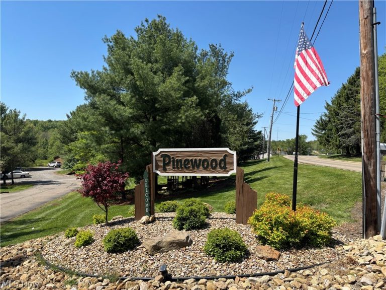 3242 Schneiders Crossing Road #D, Dover, OH - Photo 2