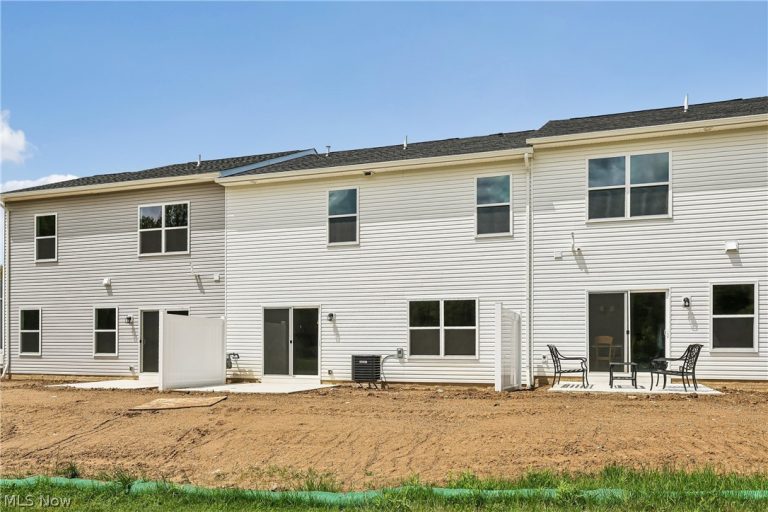3527 Alder Avenue, Green, OH - Photo 3