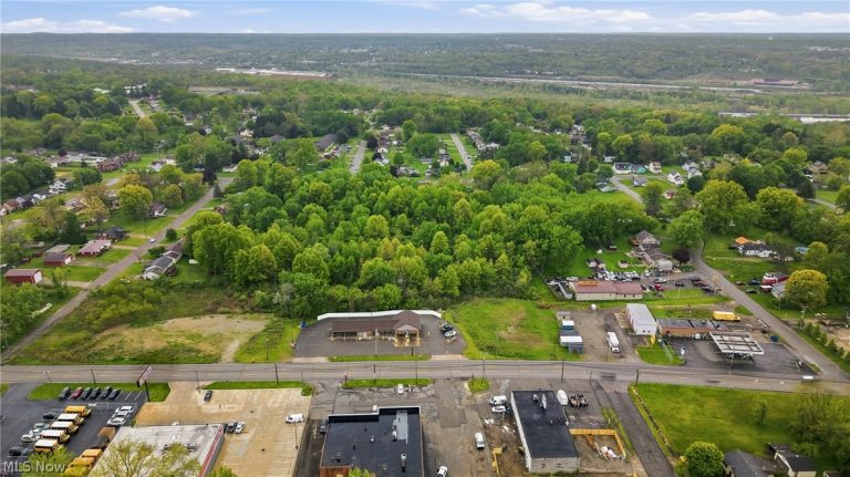 38 Mccartney Road, Campbell, OH, 44405