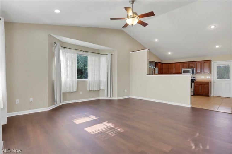 14953 King Road, Howard, OH - Photo 4