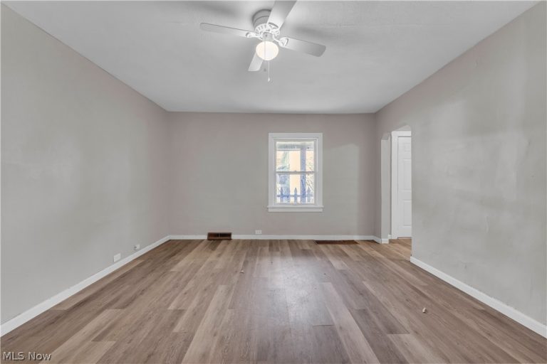 7945 Lorain Avenue #7947/Back House, Cleveland, OH - Photo 8