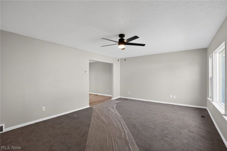 7838 Linden, Mentor on the Lake, OH - Photo 3